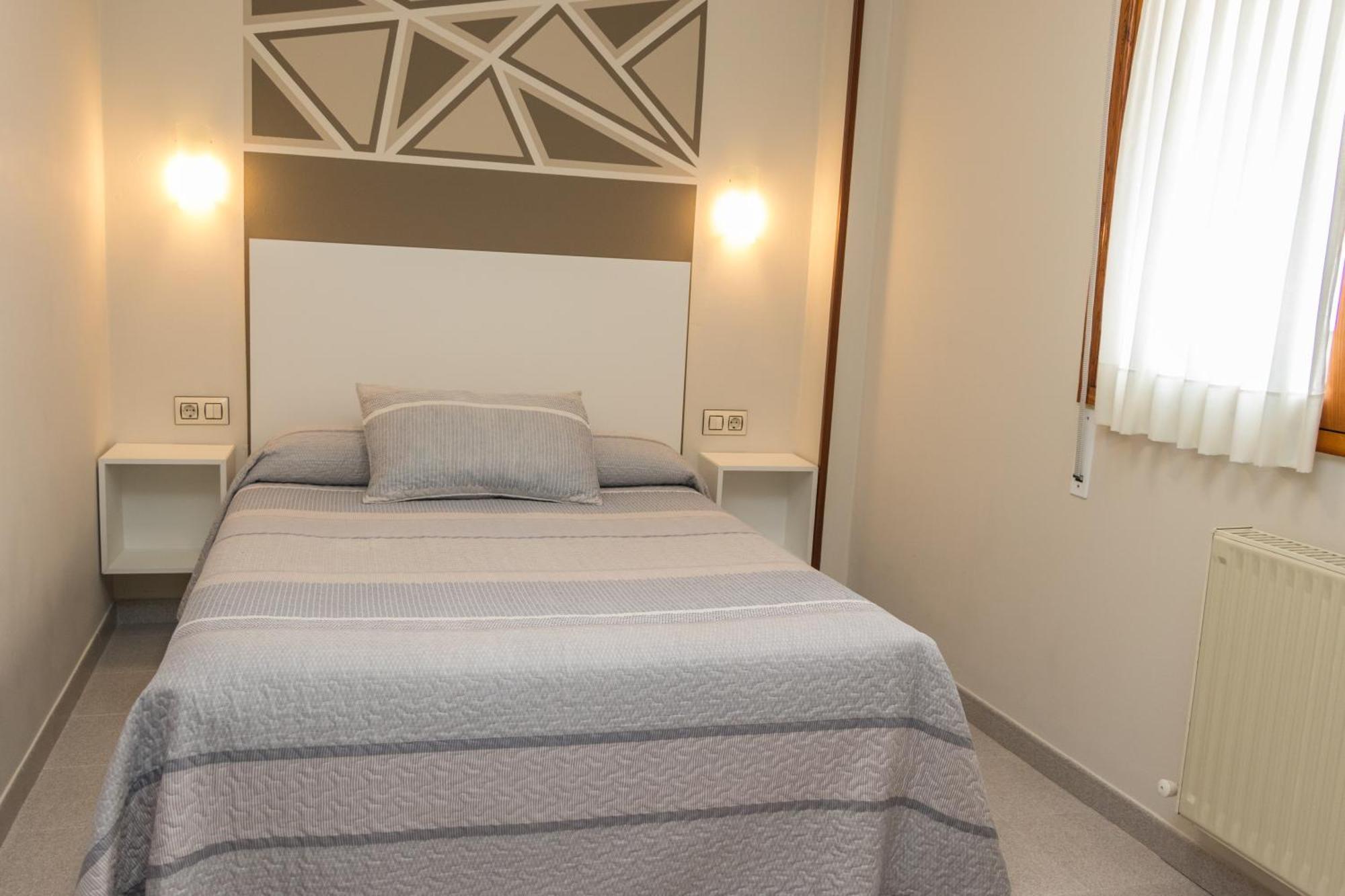 Hotel Plaza Onís 외부 사진